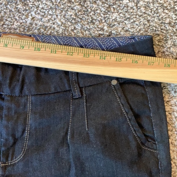 Paige Premium Denim Townsend Denim Short Size 32 - Picture 8 of 9